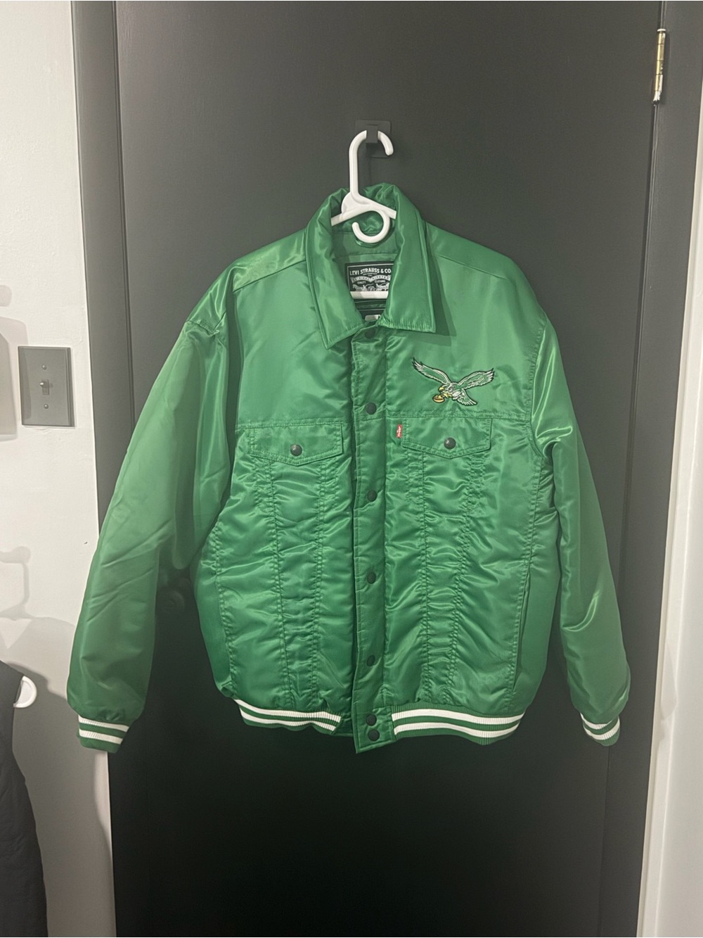 Philadelphia Eagles Levi’s x Starter Satin Jacket Men’s XL Kelly Green NFL